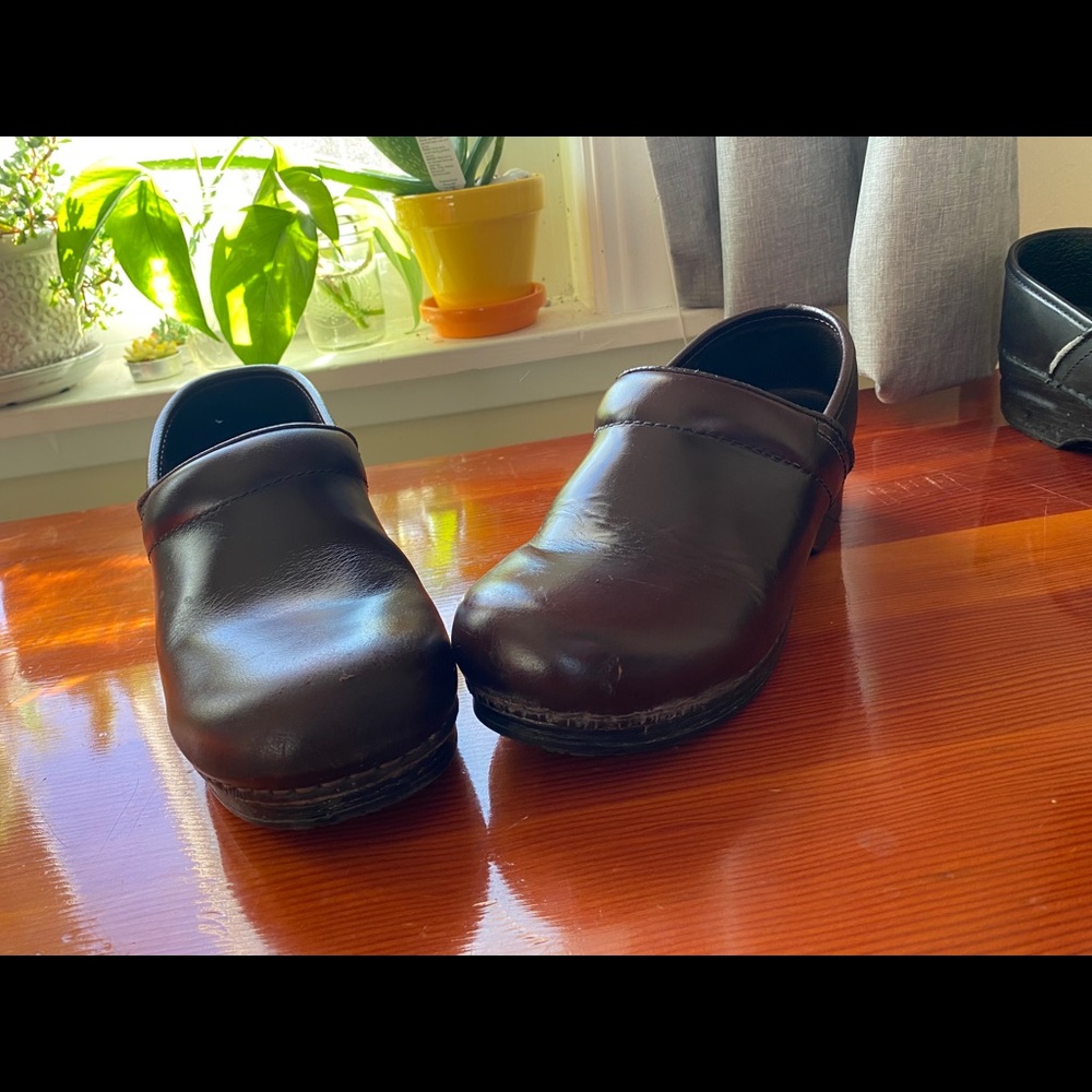 Dansko XP 38